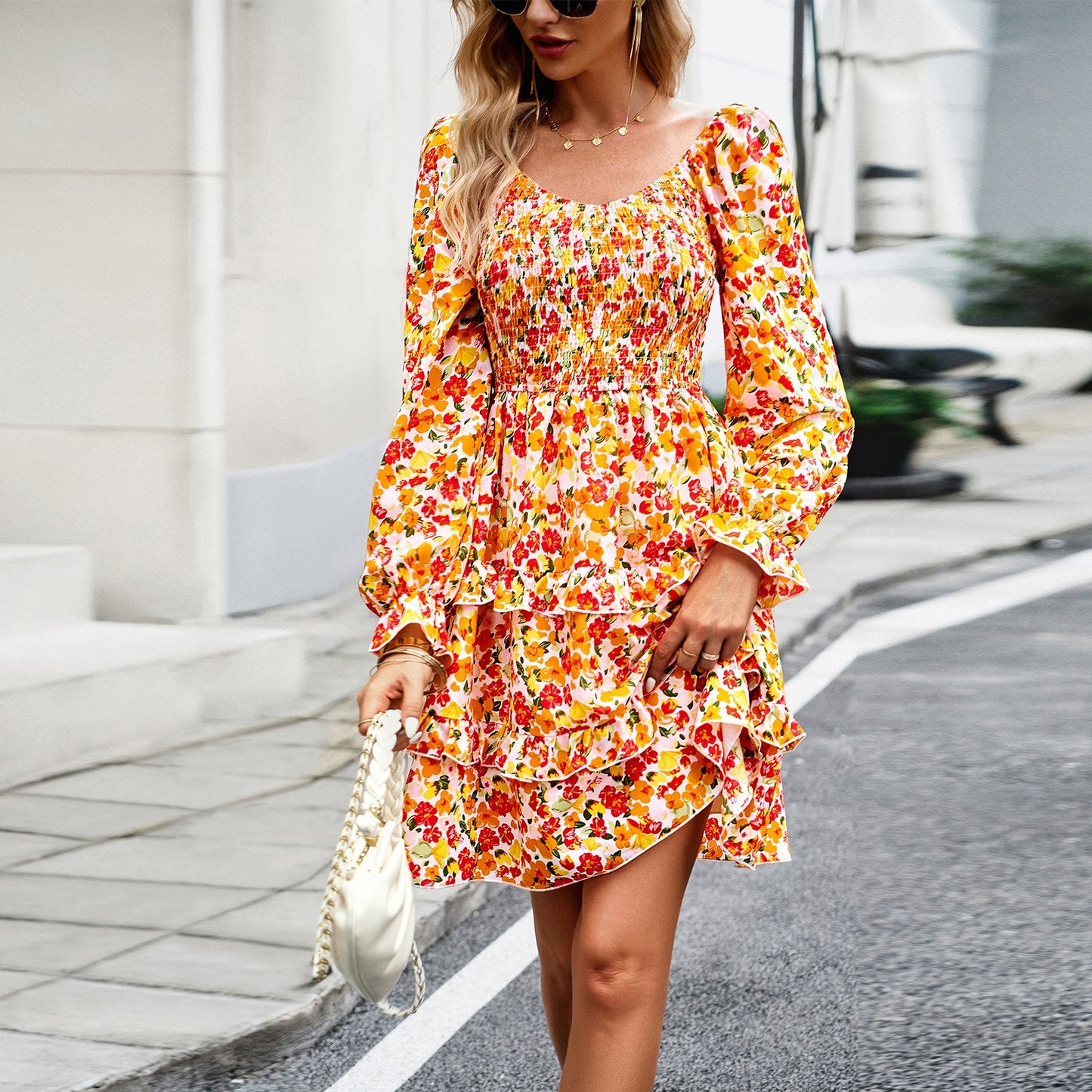 Dress Women's casual floral V-neck long sleeved skirt