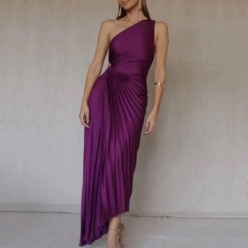 Single shoulder diagonal neckline pleated hollow out dress skirt (satin)